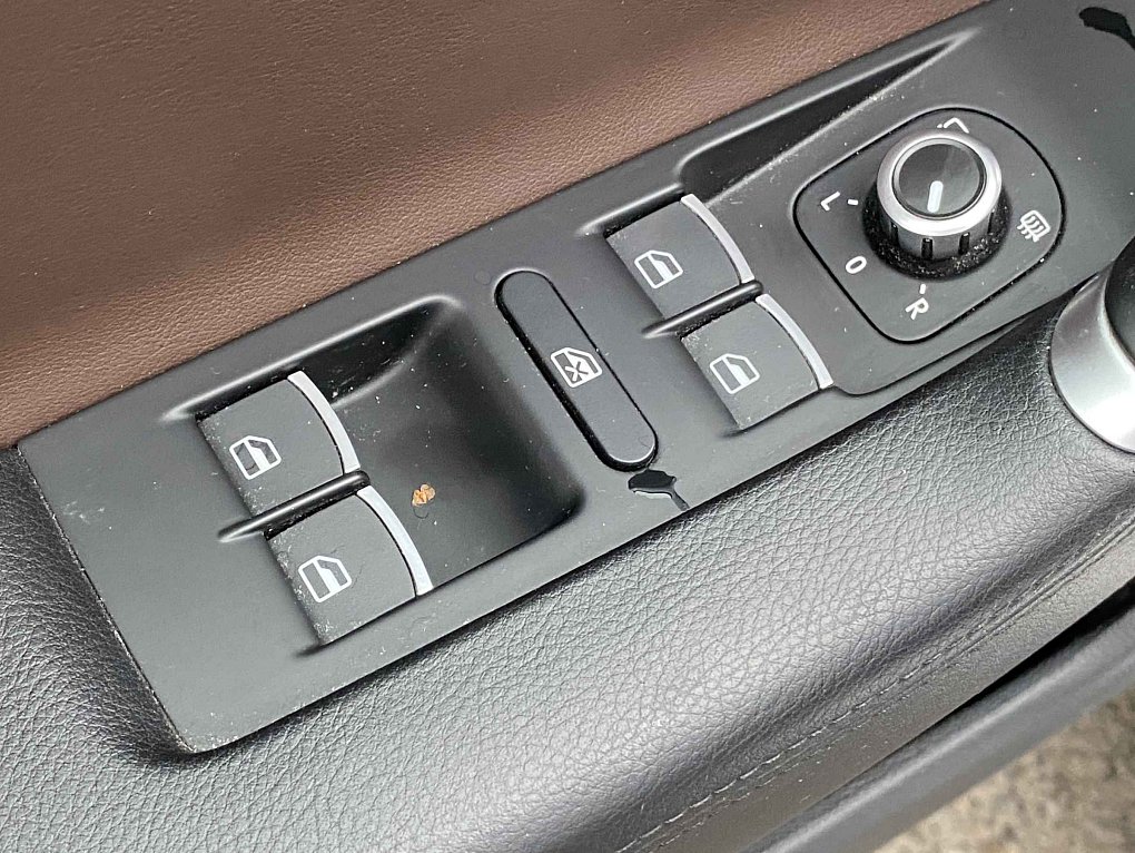 Volkswagen Passat 2.0 TSi Exclusive
