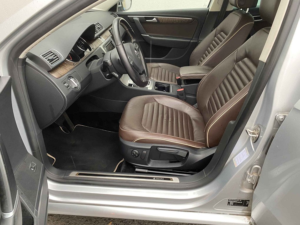 Volkswagen Passat 2.0 TSi Exclusive