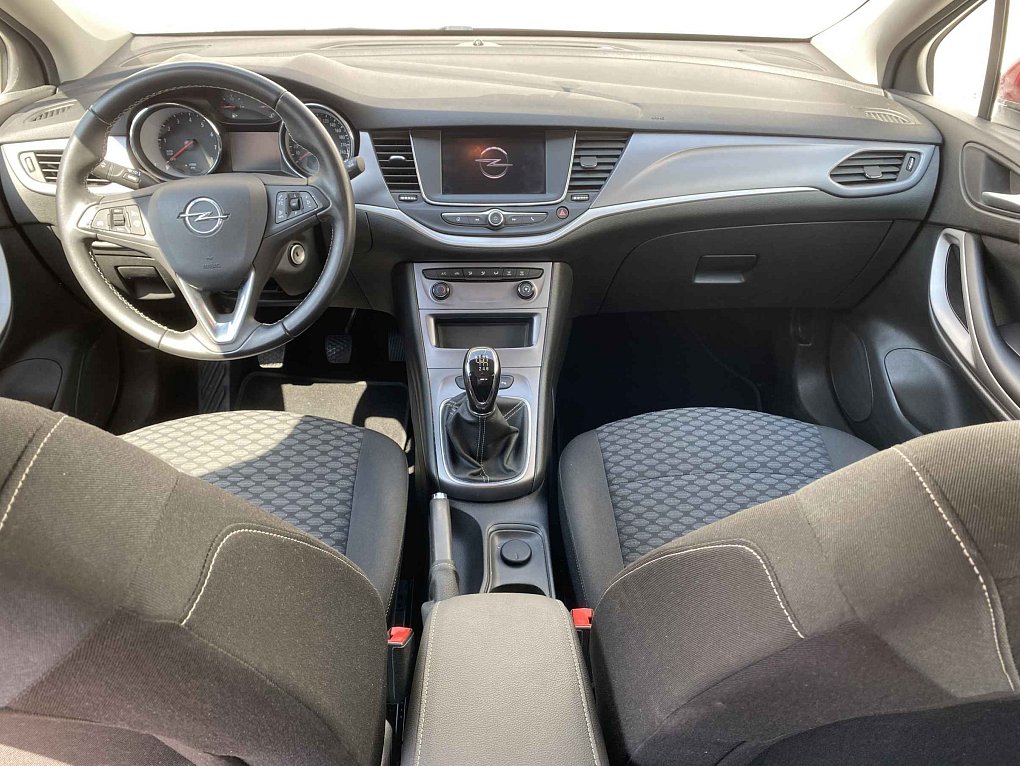 Opel Astra 1.2 T 