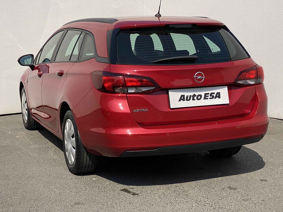 Opel Astra 1.2 T 