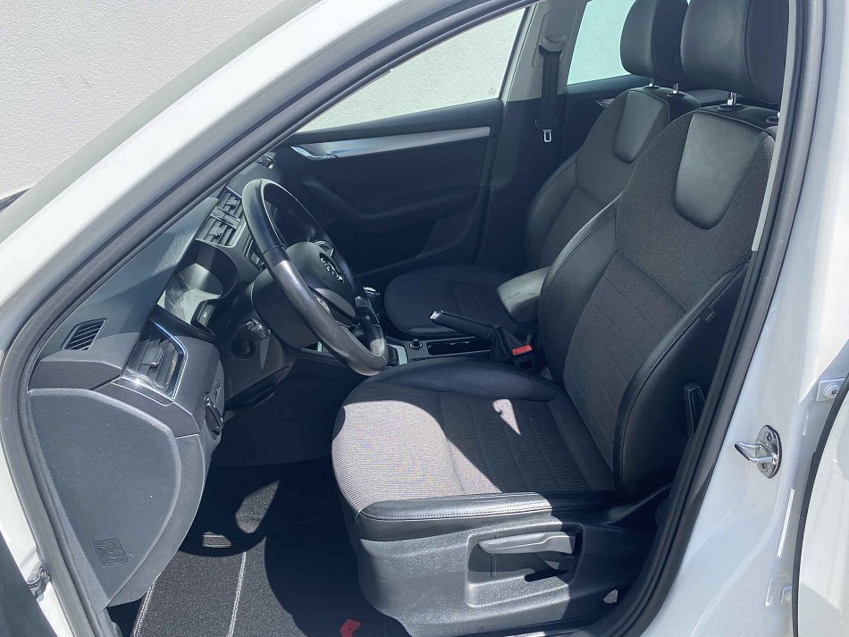 Škoda Octavia III 2.0 TDi Elegance