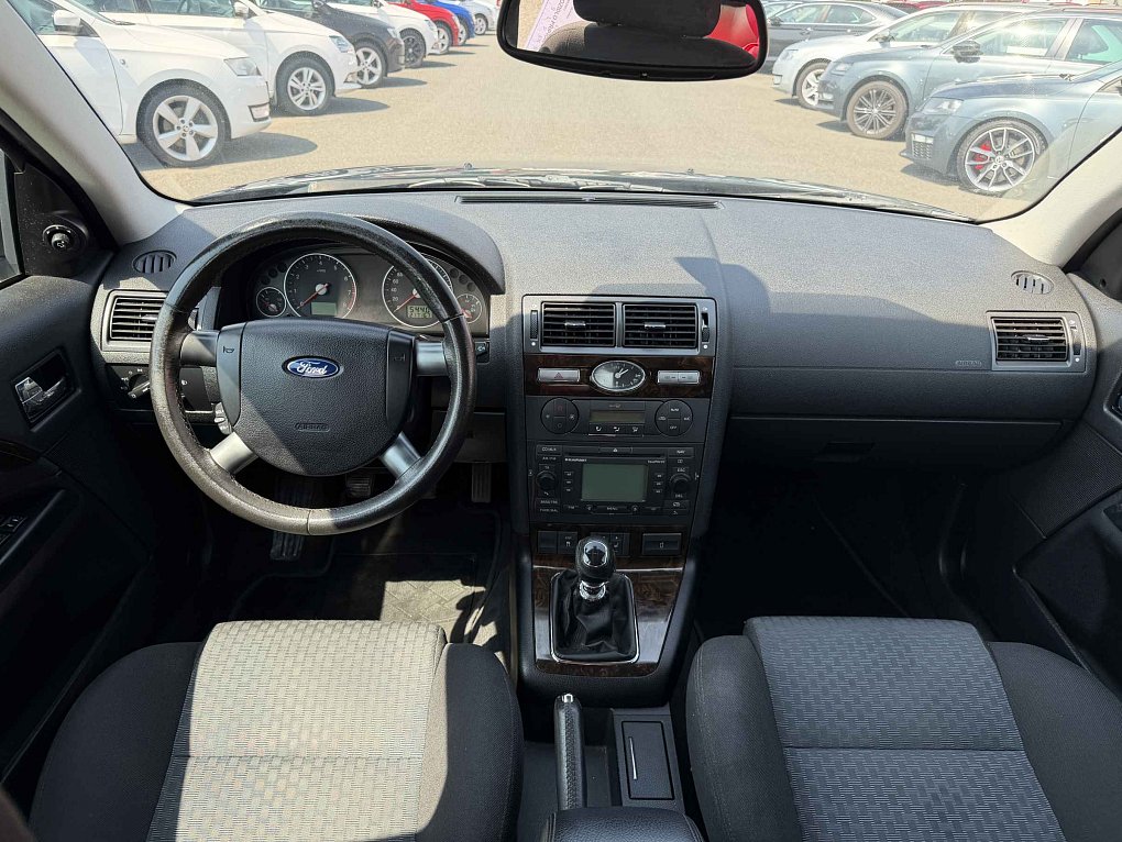 Ford Mondeo 1.8SCi 