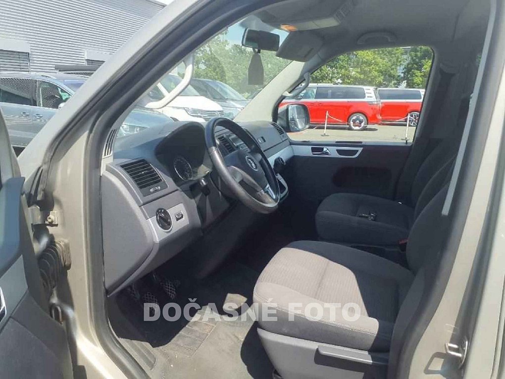 Volkswagen Multivan 2.0TDi Comfortline
