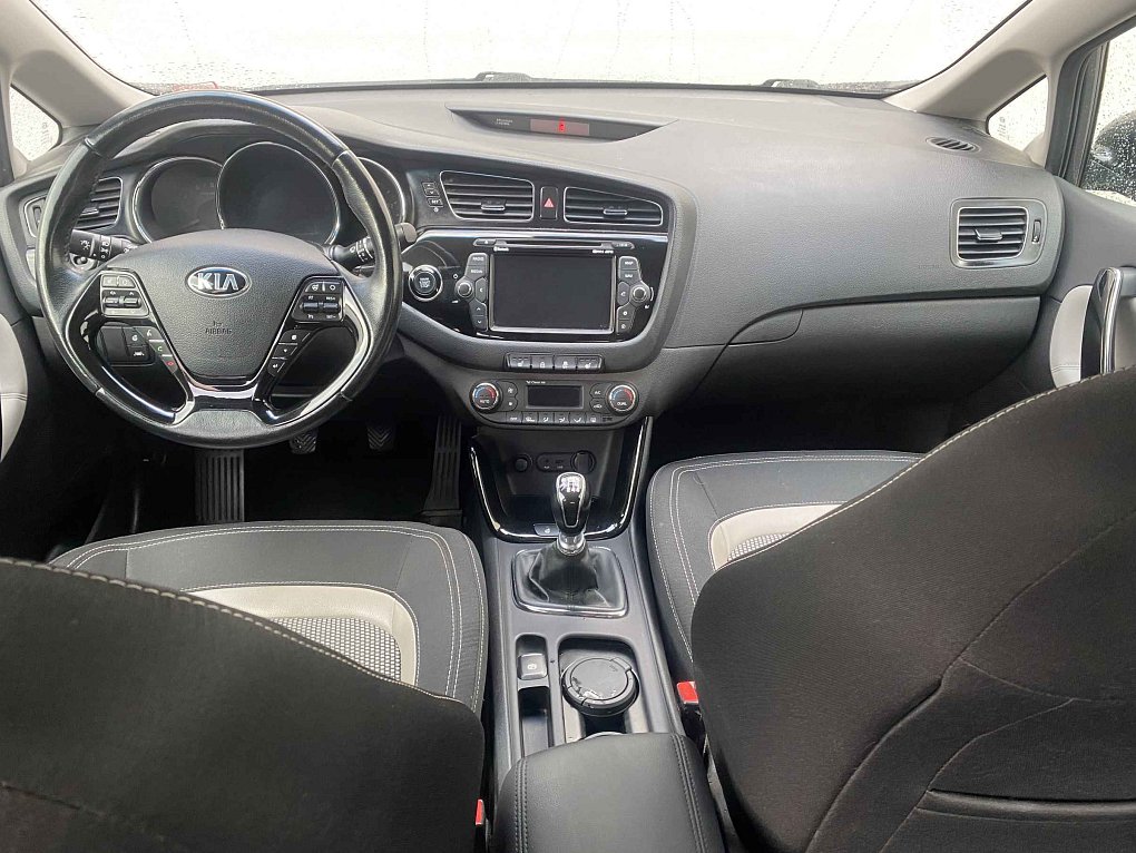 Kia Ceed 1.6 GDi Exclusive
