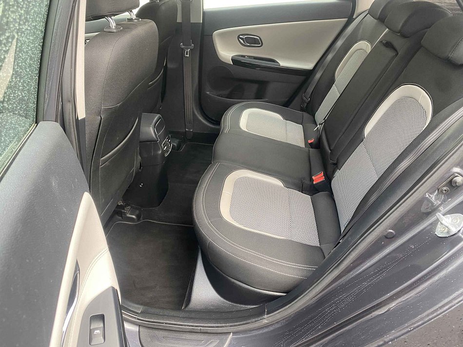 Kia Ceed 1.6 GDi Exclusive