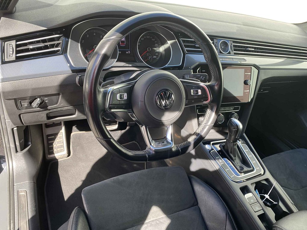 Volkswagen Arteon 2.0TSi R-Line