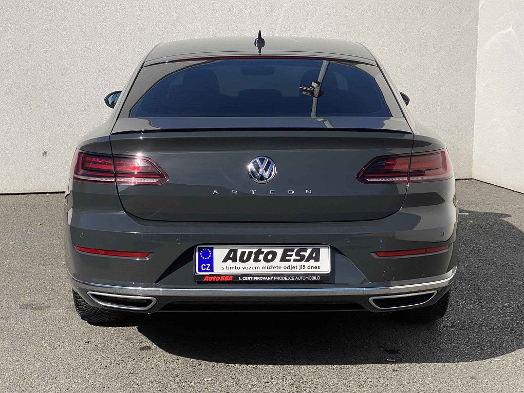 Volkswagen Arteon 2.0TSi R-Line
