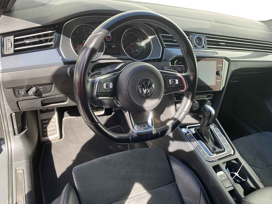 Volkswagen Arteon 2.0TSi R-Line