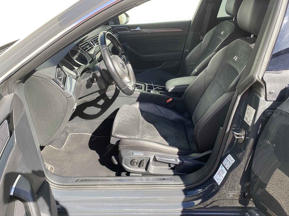 Volkswagen Arteon 2.0TSi R-Line