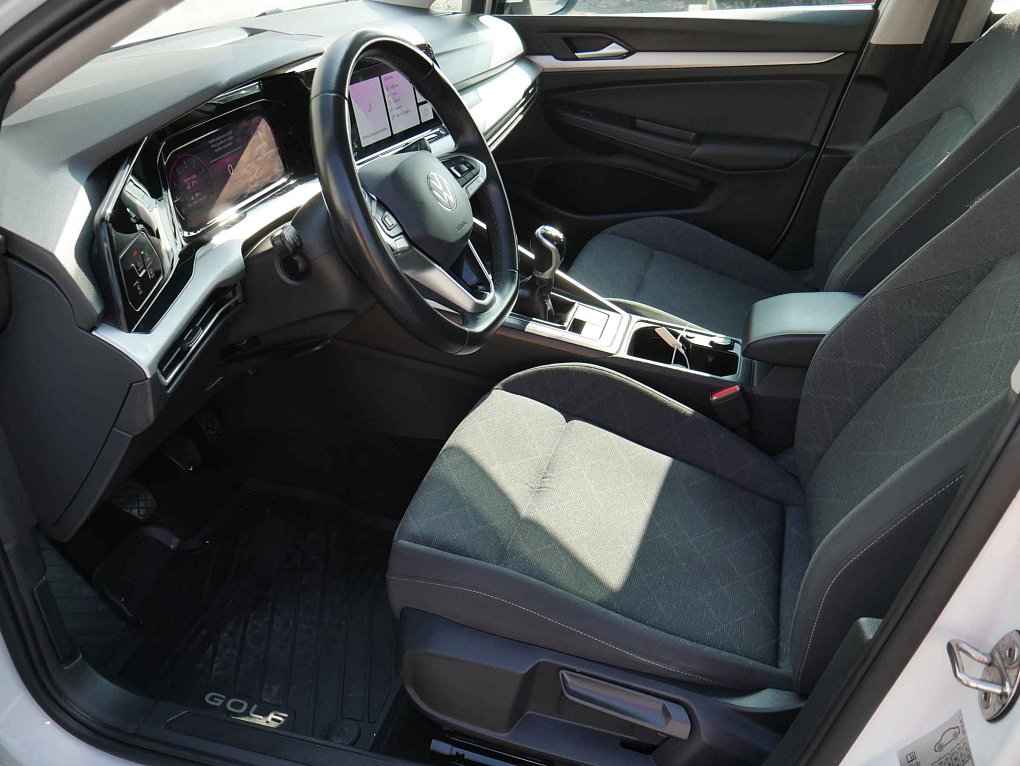 Volkswagen Golf 1.0TSi Life