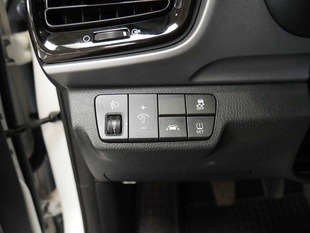 Kia Stonic 1.2i 