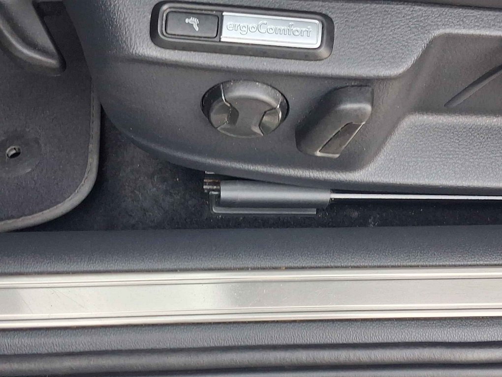 Volkswagen Passat 2.0TDi 