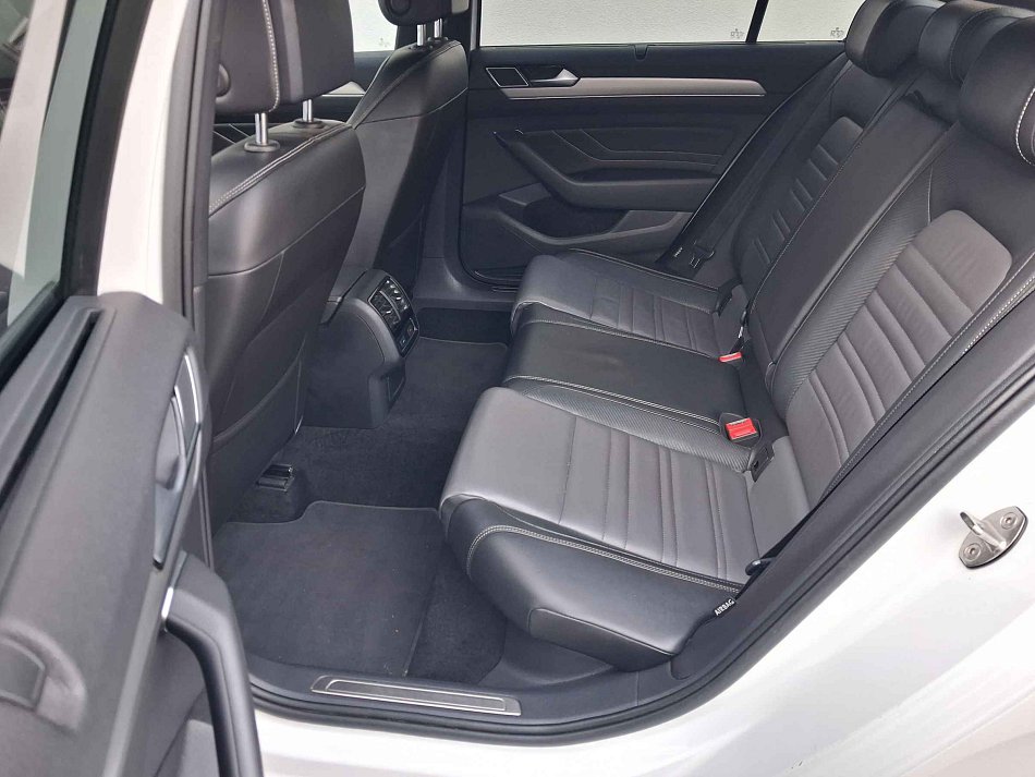 Volkswagen Passat 2.0TDi 