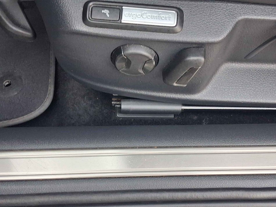 Volkswagen Passat 2.0TDi 