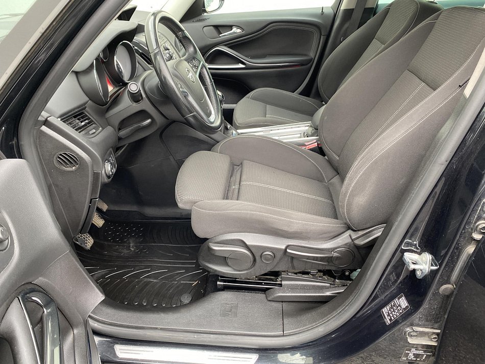 Opel Zafira 2.0CDTi 