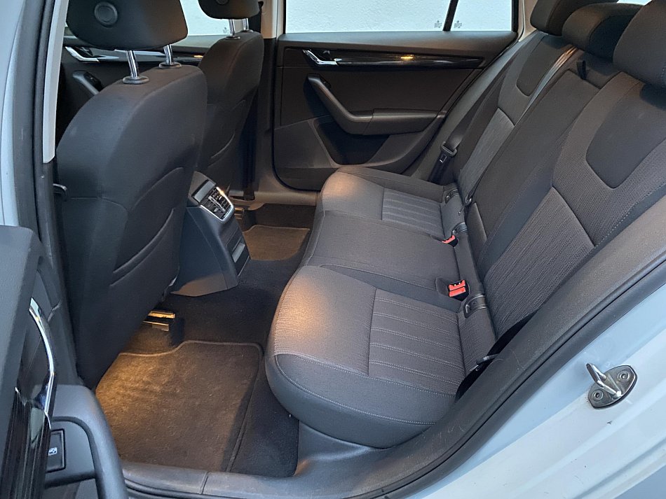 Škoda Octavia III 2.0 TDi Style