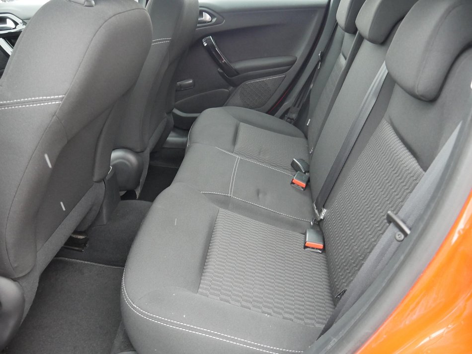 Peugeot 208 1.2 PT Active