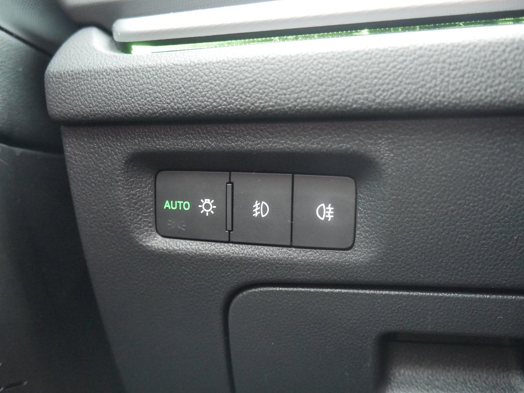 Škoda Octavia IV 2.0 TDi 