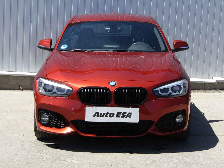 BMW Řada 1 1.5 i M Paket 118 i