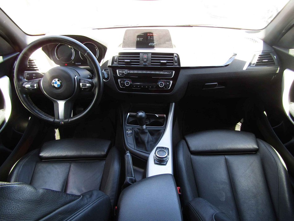 BMW Řada 1 1.5 i M Paket 118 i