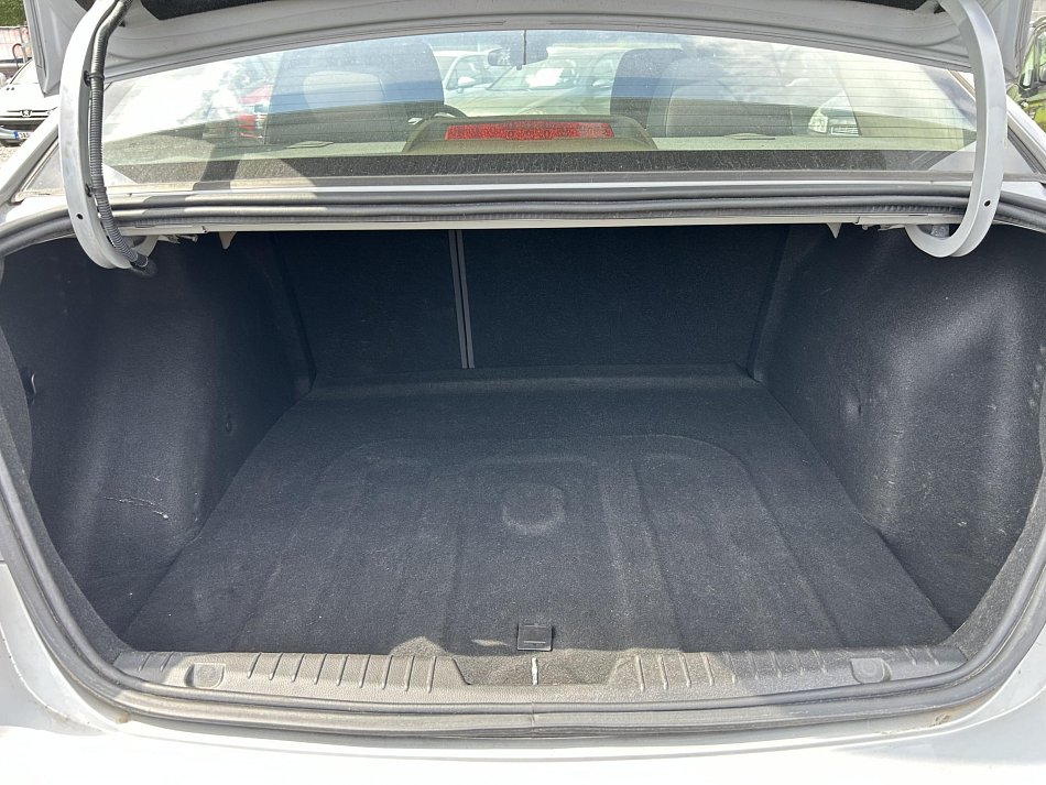 Chevrolet Cruze 1.6i 