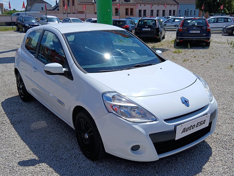 Renault Clio 1.2 16V 