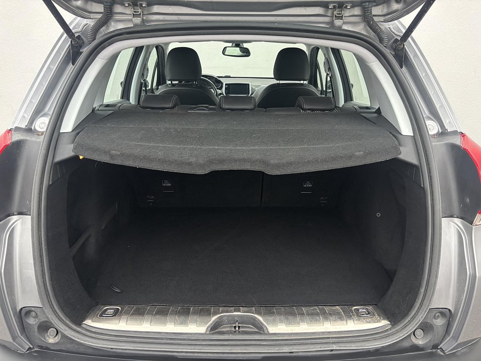 Peugeot 2008 1.2 VTi Allure