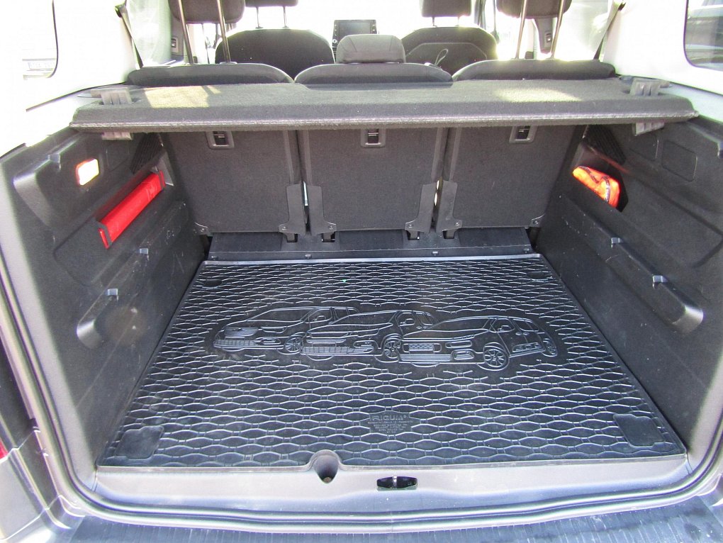 Opel Combo 1.2T Elegance