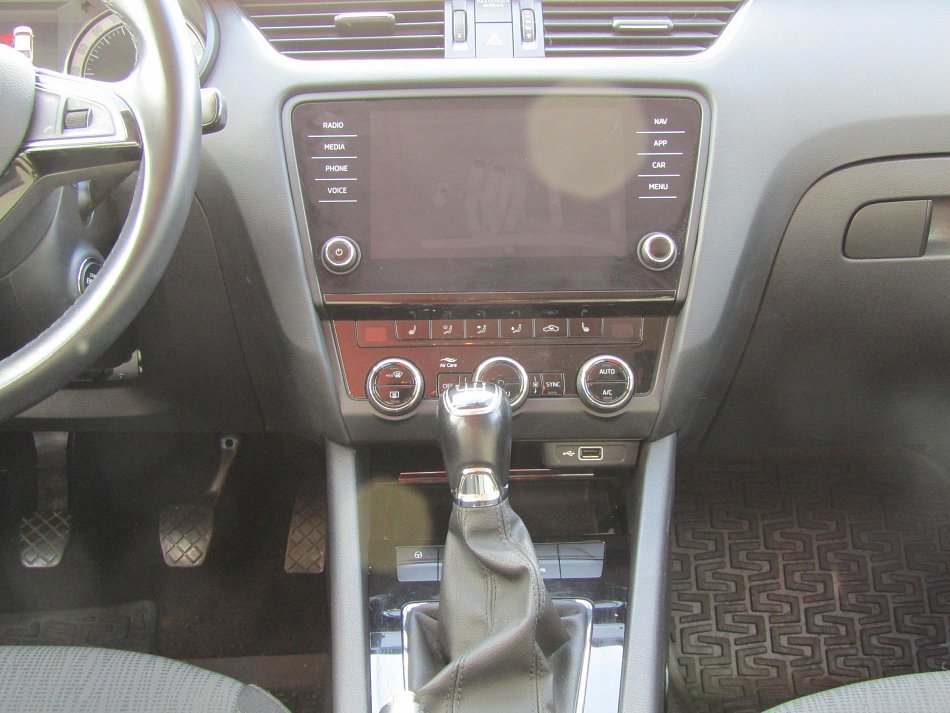 Škoda Octavia III 2.0TDi 