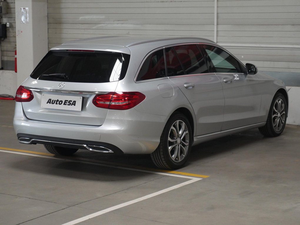 Mercedes-Benz Třída C 1.6CDi 