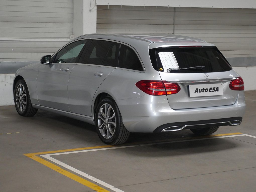 Mercedes-Benz Třída C 1.6CDi 