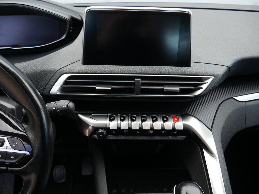 Peugeot 5008 1.2PT 