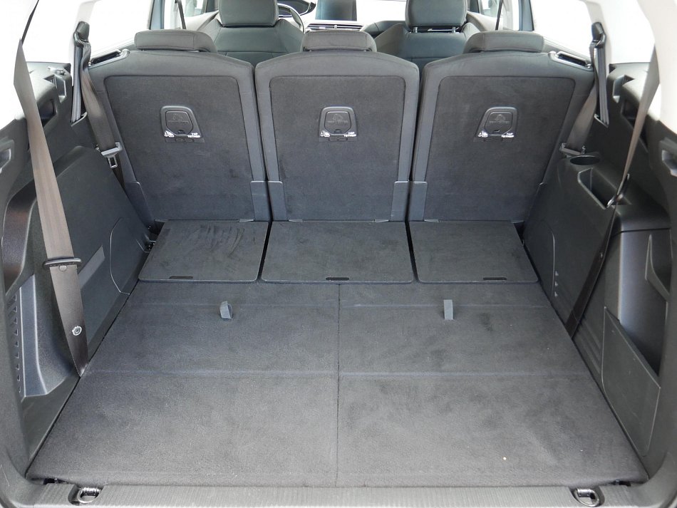 Peugeot 5008 1.2PT 