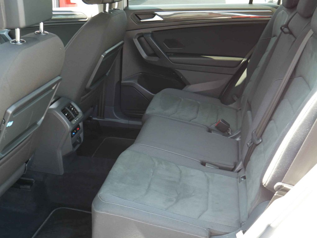 Volkswagen Tiguan Allspace  2.0 TDi Comfortline 4Motion