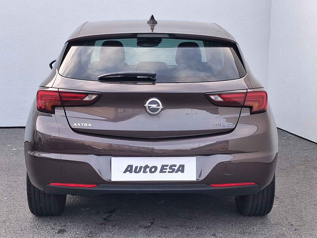 Opel Astra 1.4T Innovation
