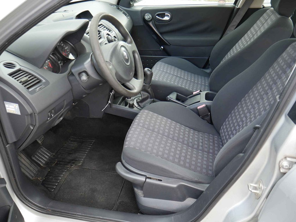 Renault Mégane 1.4i 