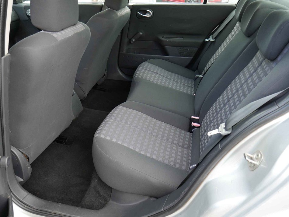Renault Mégane 1.4i 