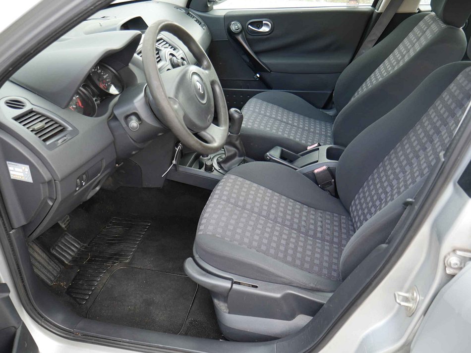 Renault Mégane 1.4i 