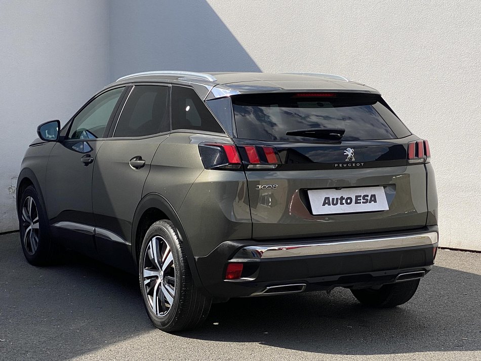 Peugeot 3008 1.2PT Allure