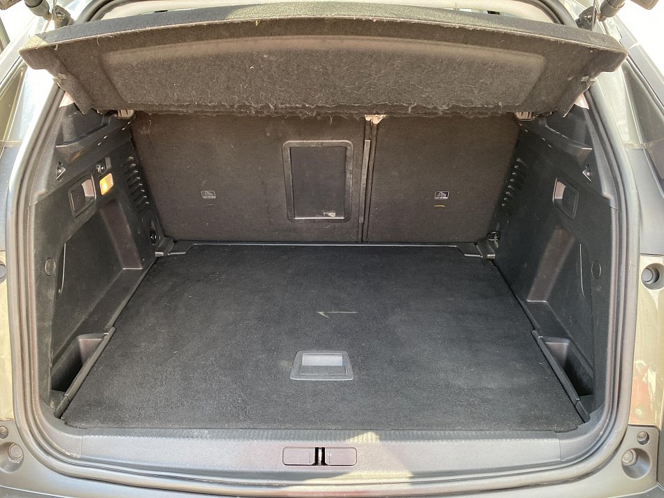 Peugeot 3008 1.2PT Allure