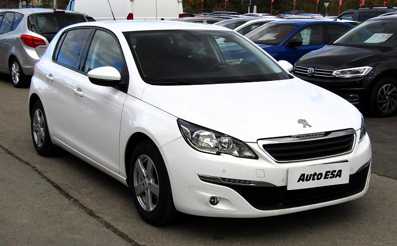 Peugeot 308 1.2i 