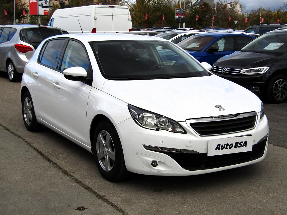 Peugeot 308 1.2i 