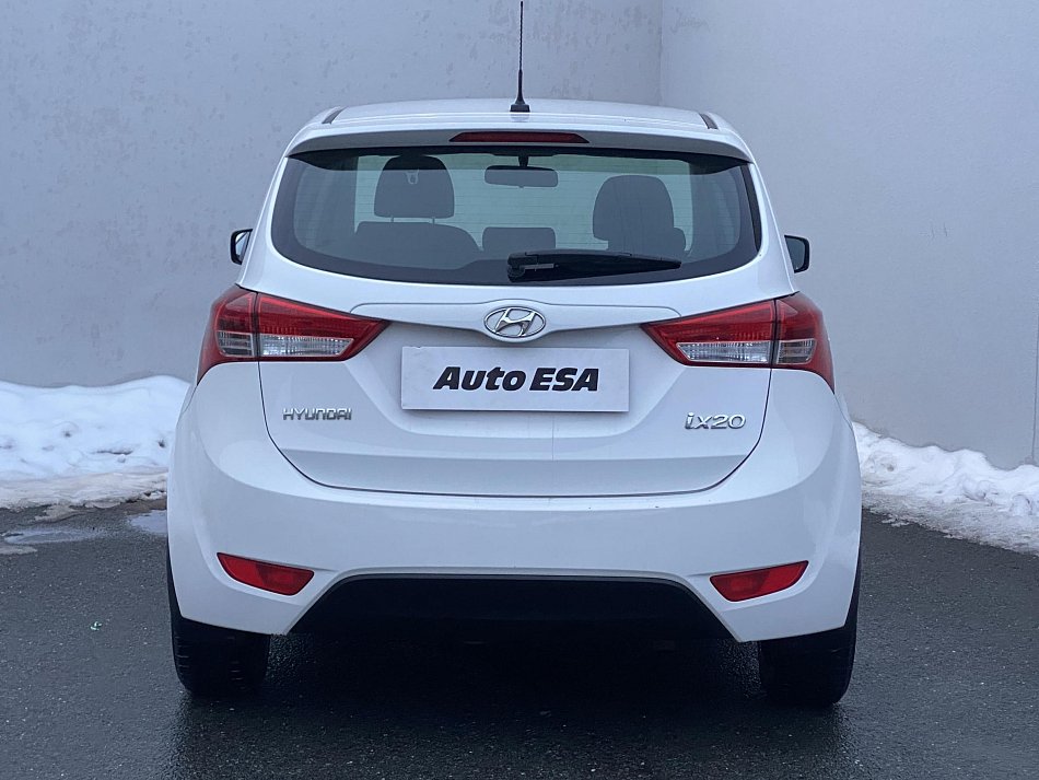 Hyundai Ix20 1.6i Trikolor