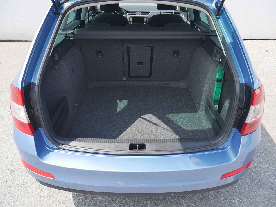 Škoda Octavia III 2.0TDi Elegance