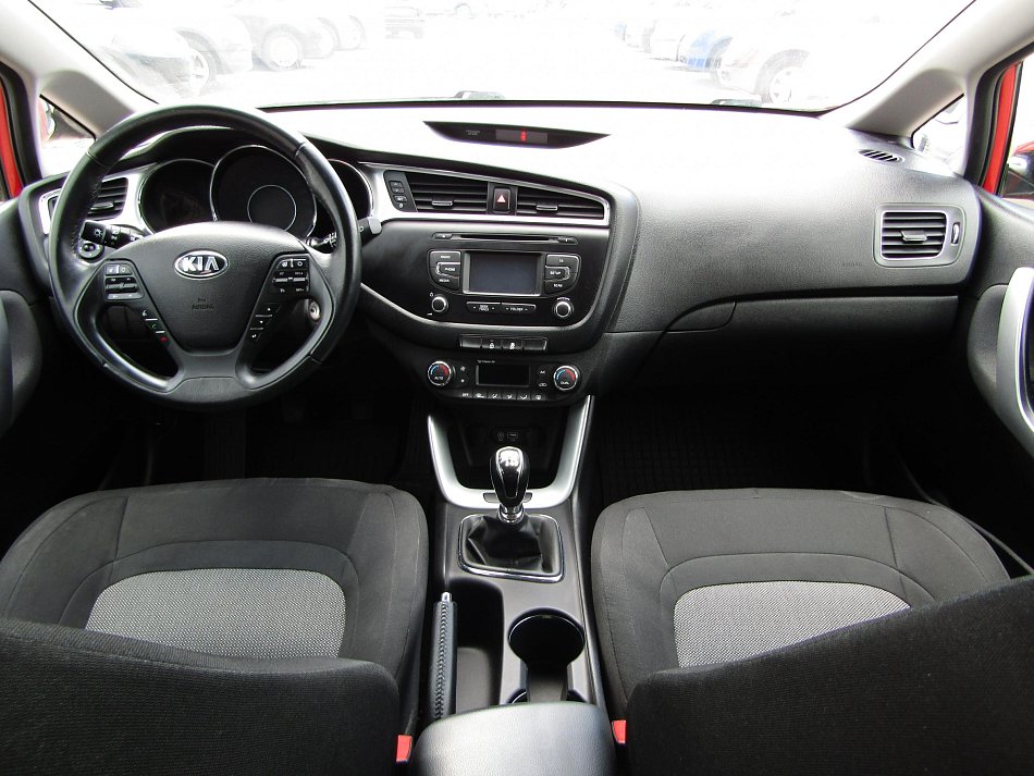 Kia Ceed 1.6GDi 