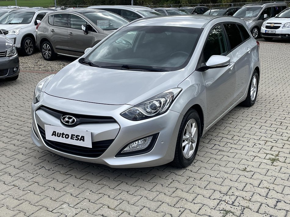 Hyundai I30 1.6 GDi Trikolor