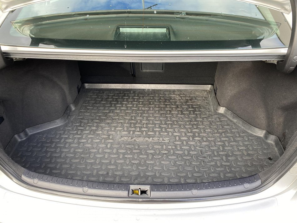 Toyota Avensis 1.8 VVT-i Edition