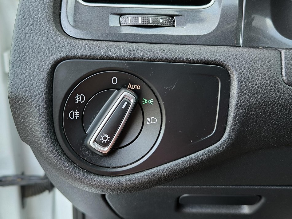 Volkswagen Golf 2.0 TDi 