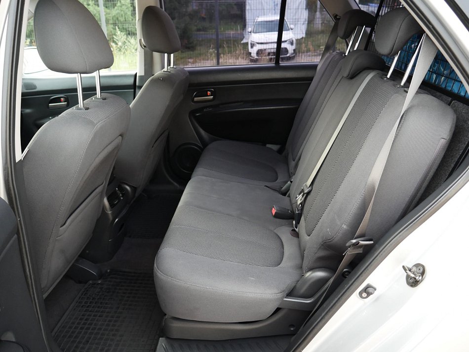 Kia Carens 2.0 CRDi 