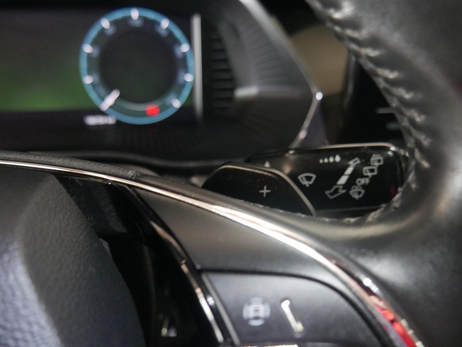 Škoda Octavia IV 2.0 TDi Style